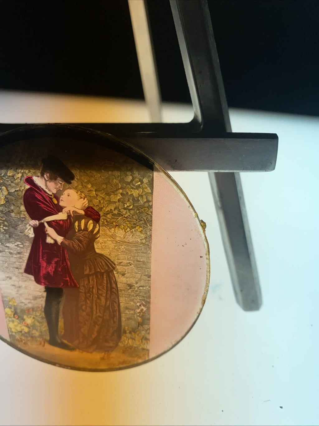 Magic Lantern Victorian Glass Round Handpainted Slide Courting Couple (1113)