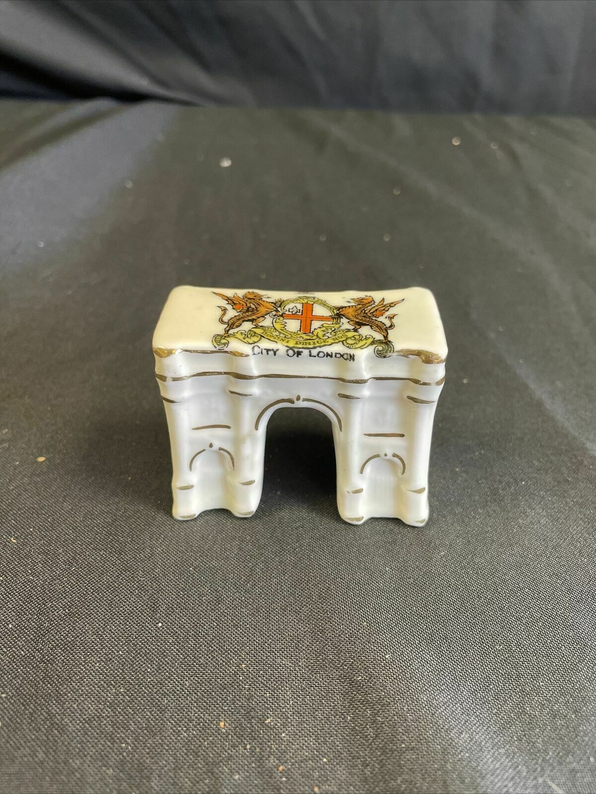 WW1 Botolph JW & Co coronet ware Marble Arch - (8129)