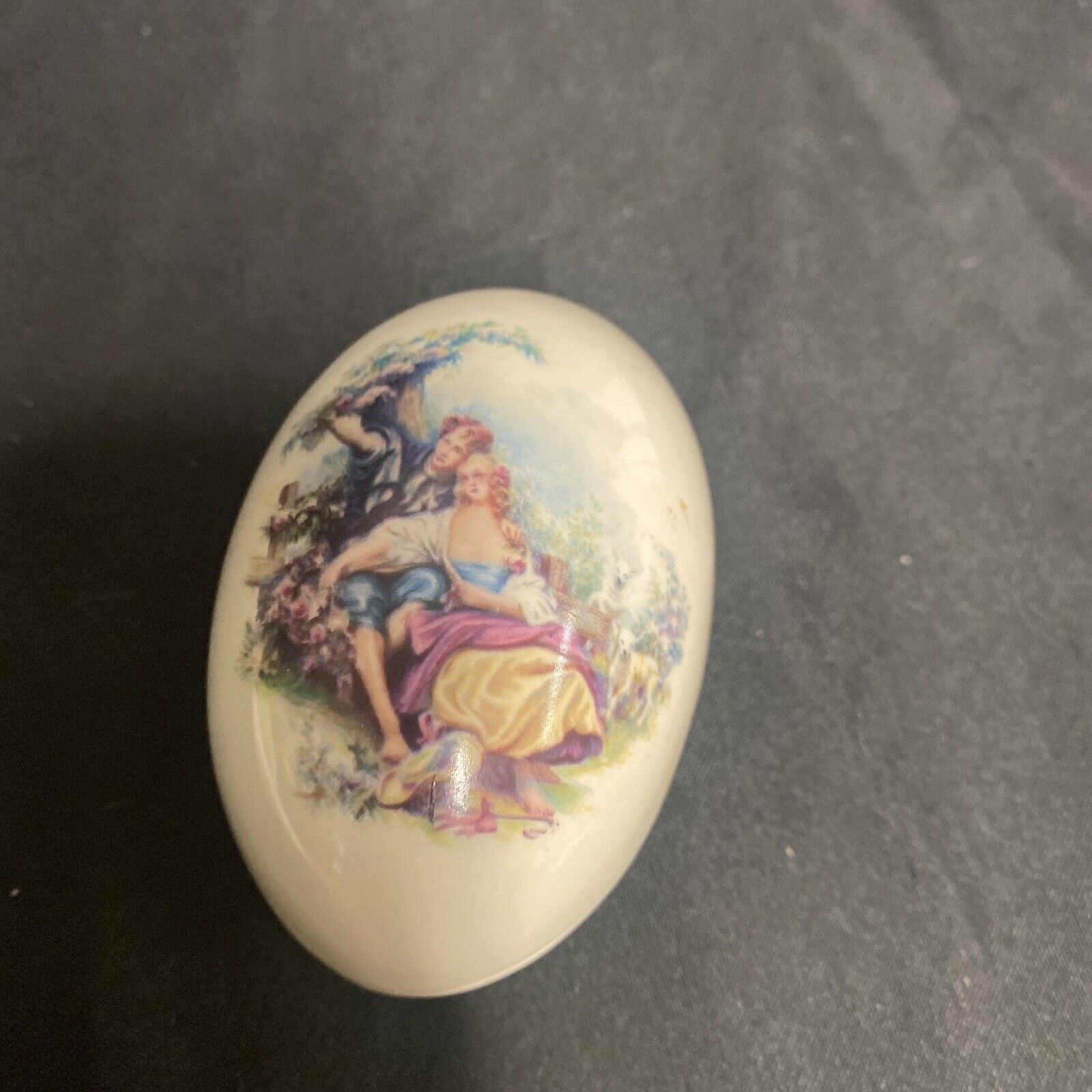 Trinket Box EGG - England China Egg Renaissance Design - (9204)