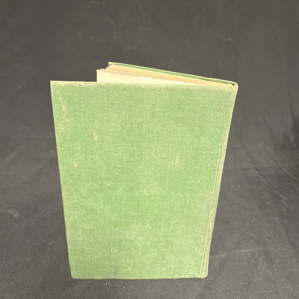 O Law I Law, T Rowland Hughes - Welsh Language book - (1906)