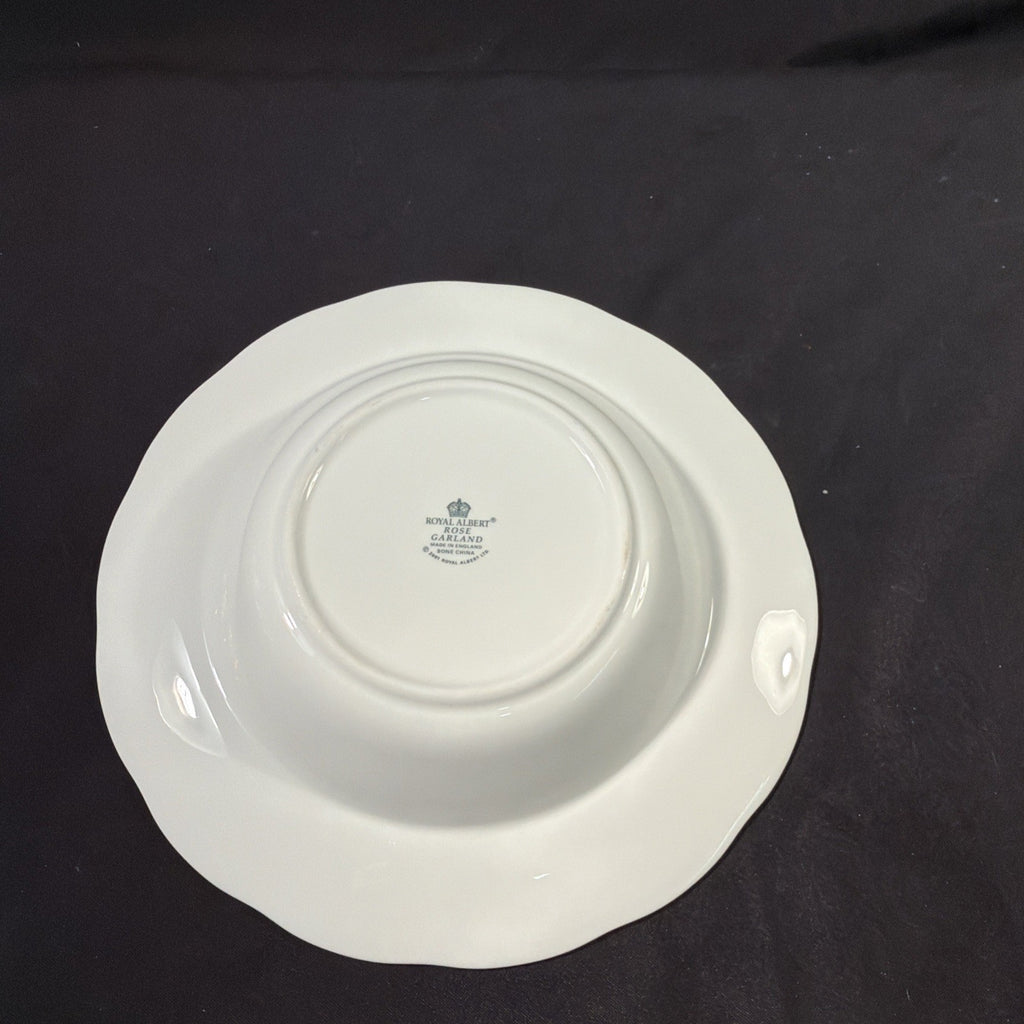 Royal Albert Rose Garland 2001 - 23.5cm Bowl Mint as New cond  -(2068)