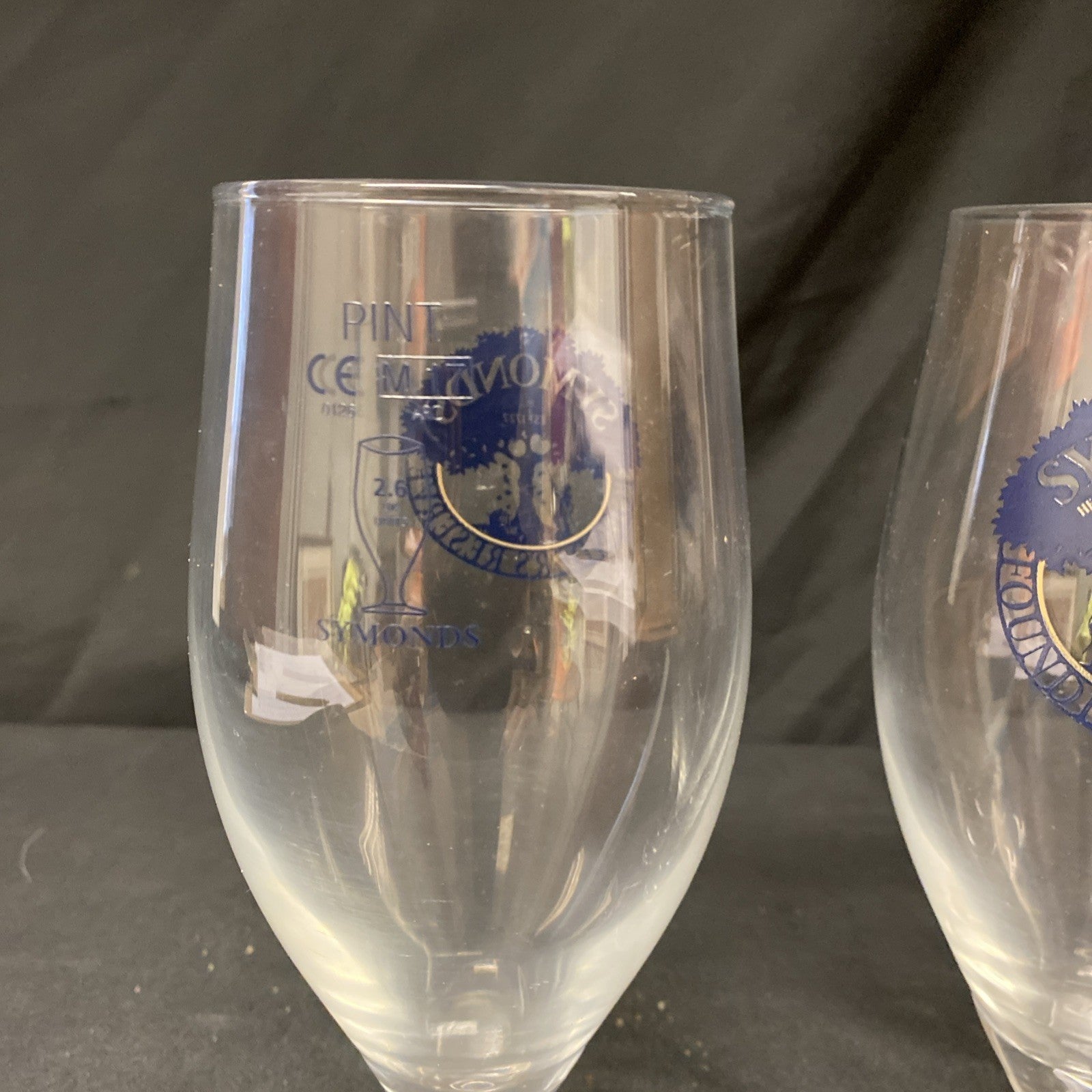 2X Symonds Pint Glasses Lager Beer Cider Drinks Home Bar Pub Party -(1330)