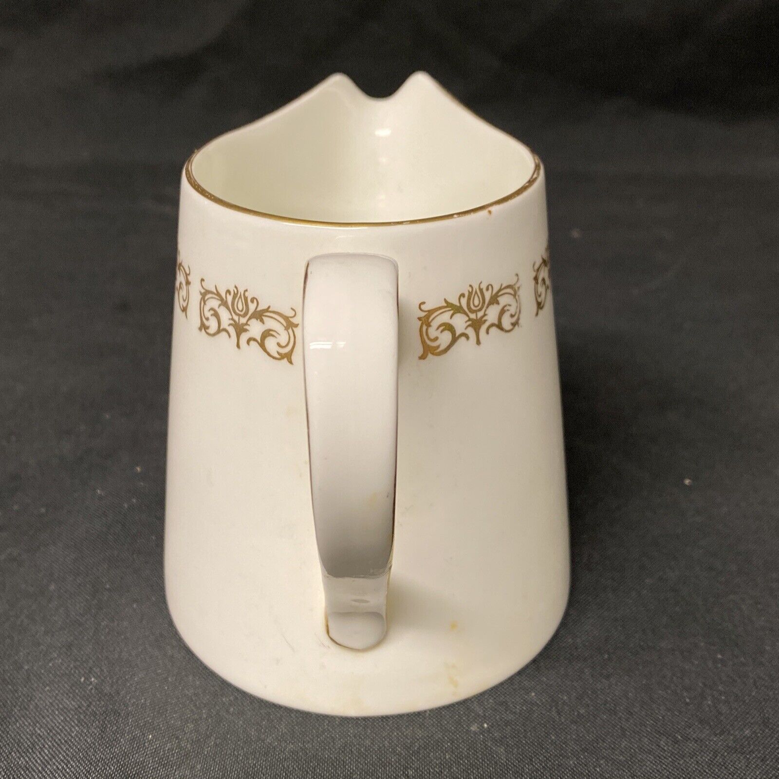 Wedgwood (Royal Tuscan) Metalised Hotelware ELGIN Milk Jug - (9022)