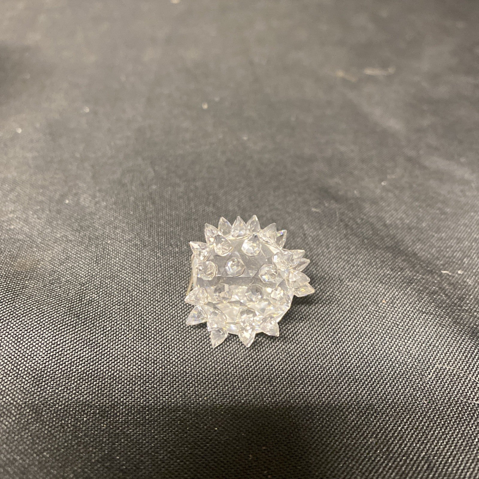 Swarovski Silver Crystal Hedgehog with Silver Whiskers 2cm Boxed -(1606)