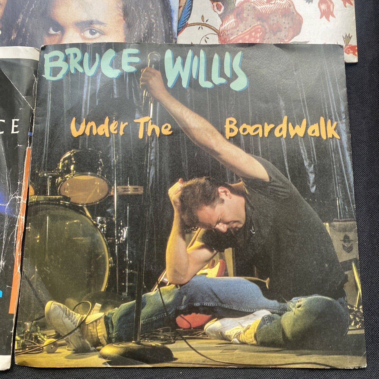 Vinyl Records 7" Singles 5 x 80's Cher, The beautiful South, Bruce Willis -9442