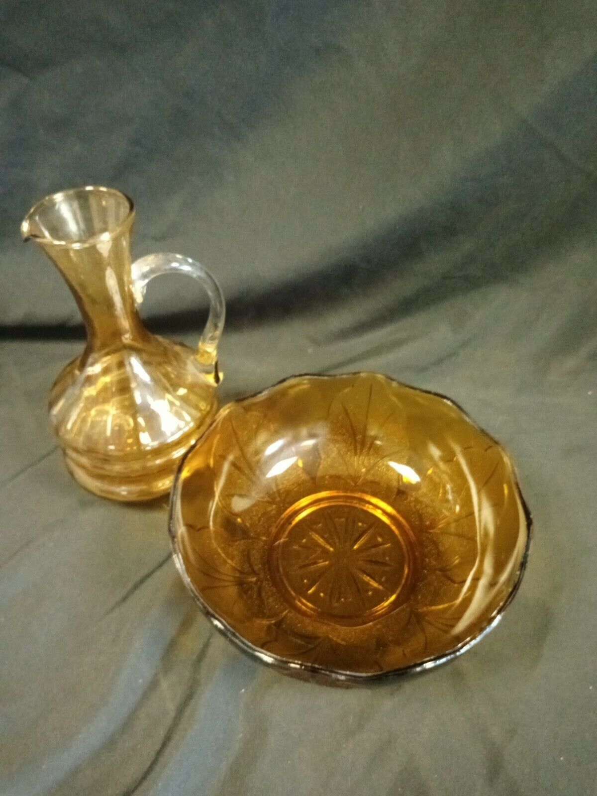 Vintage Large Amber glass bowl and Jug Stamped England - (7973)