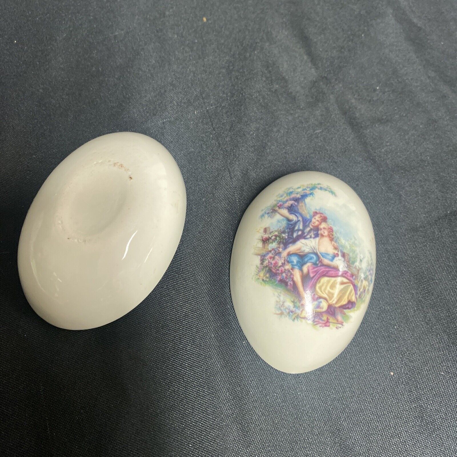 Trinket Box EGG - England China Egg Renaissance Design - (9204)