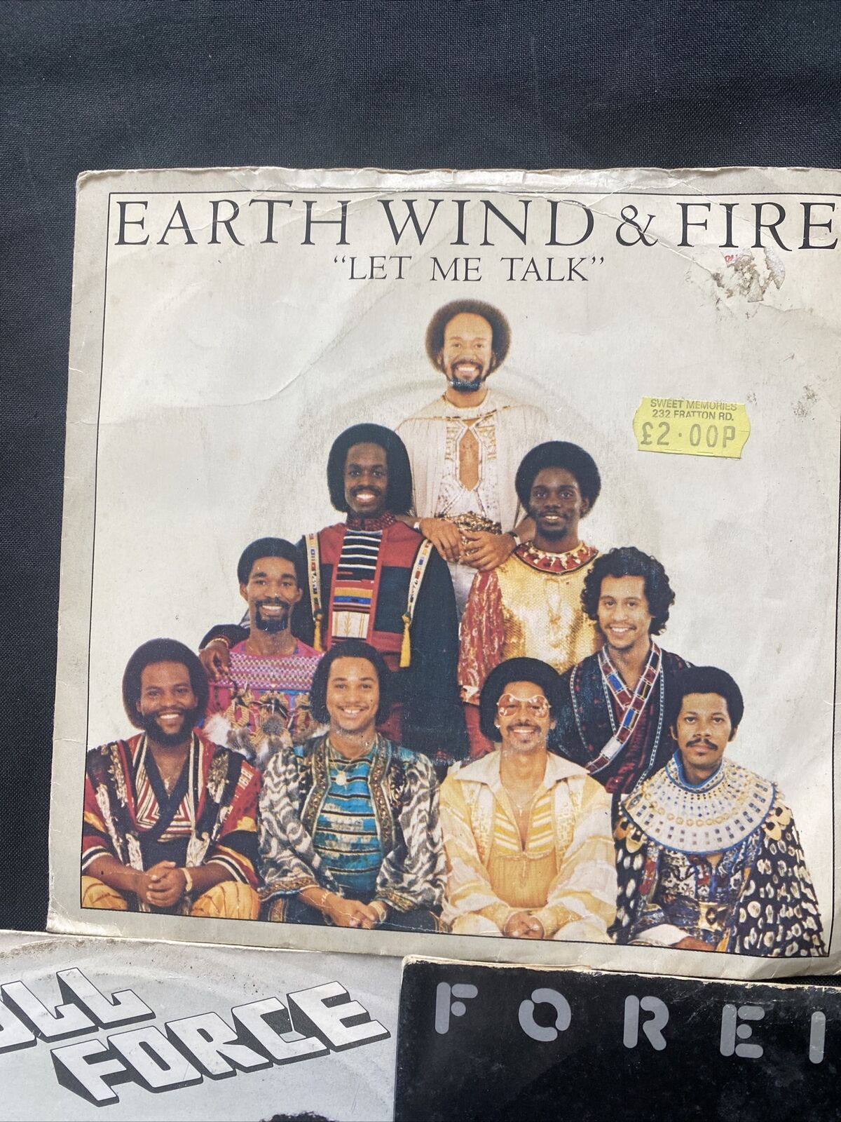 Vinyl Records 7" Singles 5 x 1980's Earth Wind Fire, Feargal Sharkey etc -9451