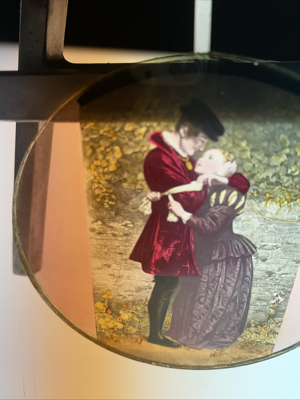 Magic Lantern Victorian Glass Round Handpainted Slide Courting Couple (1113)