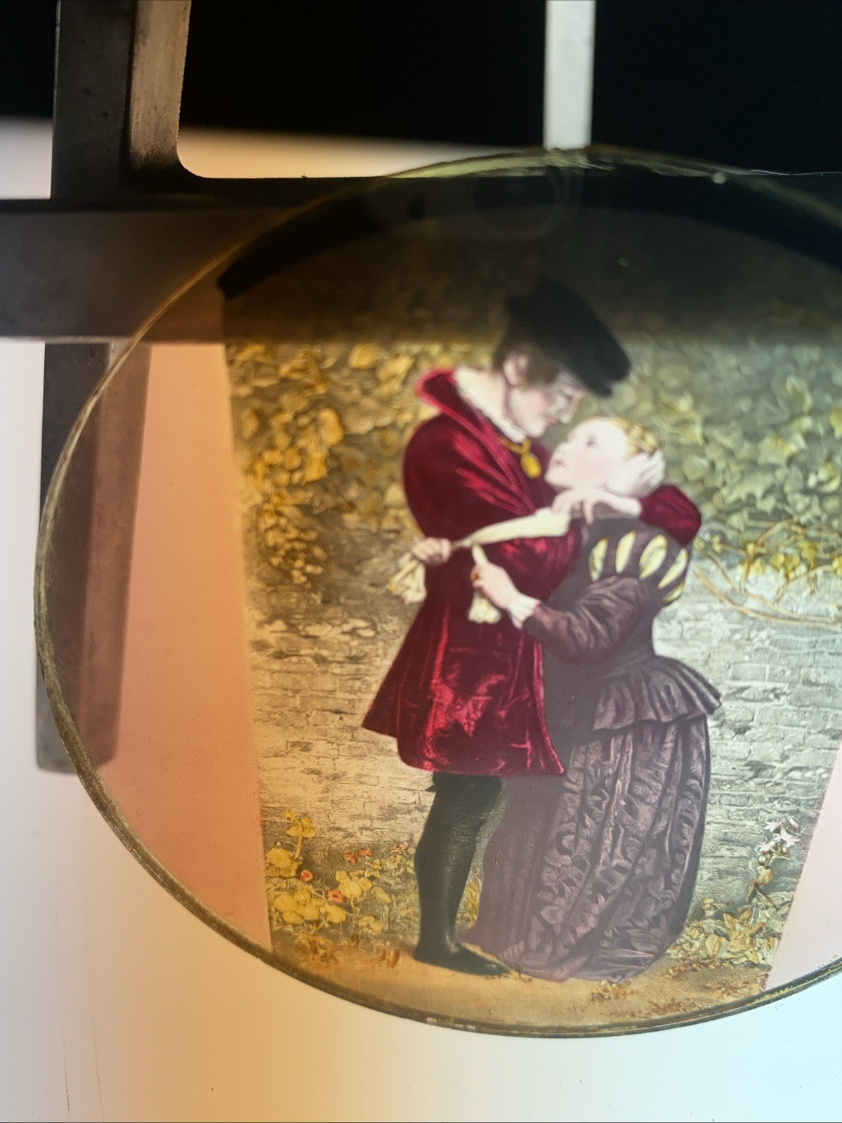 Magic Lantern Victorian Glass Round Handpainted Slide Courting Couple (1113)