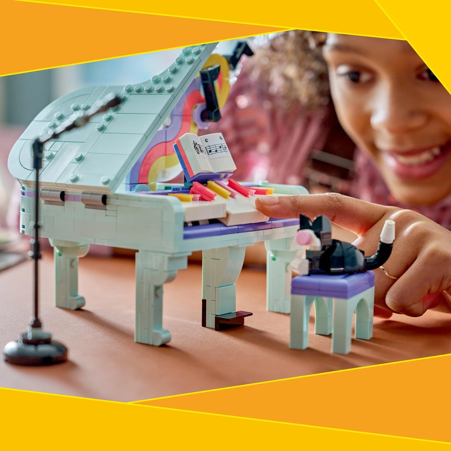 LEGO Creator 3 in 1 - Music Décor Piano with Cat - 31392