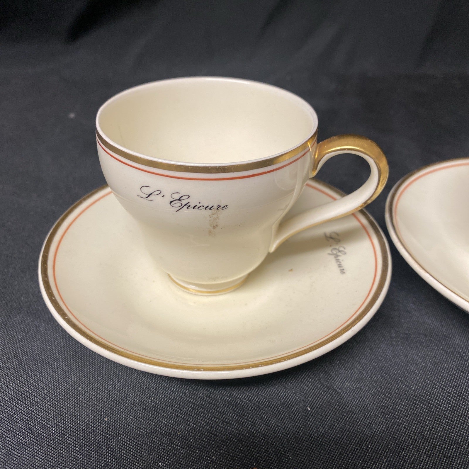 Wedgwood 5462 Red and Gold Band L'Epicure Two Cups & Saucers - (1713)