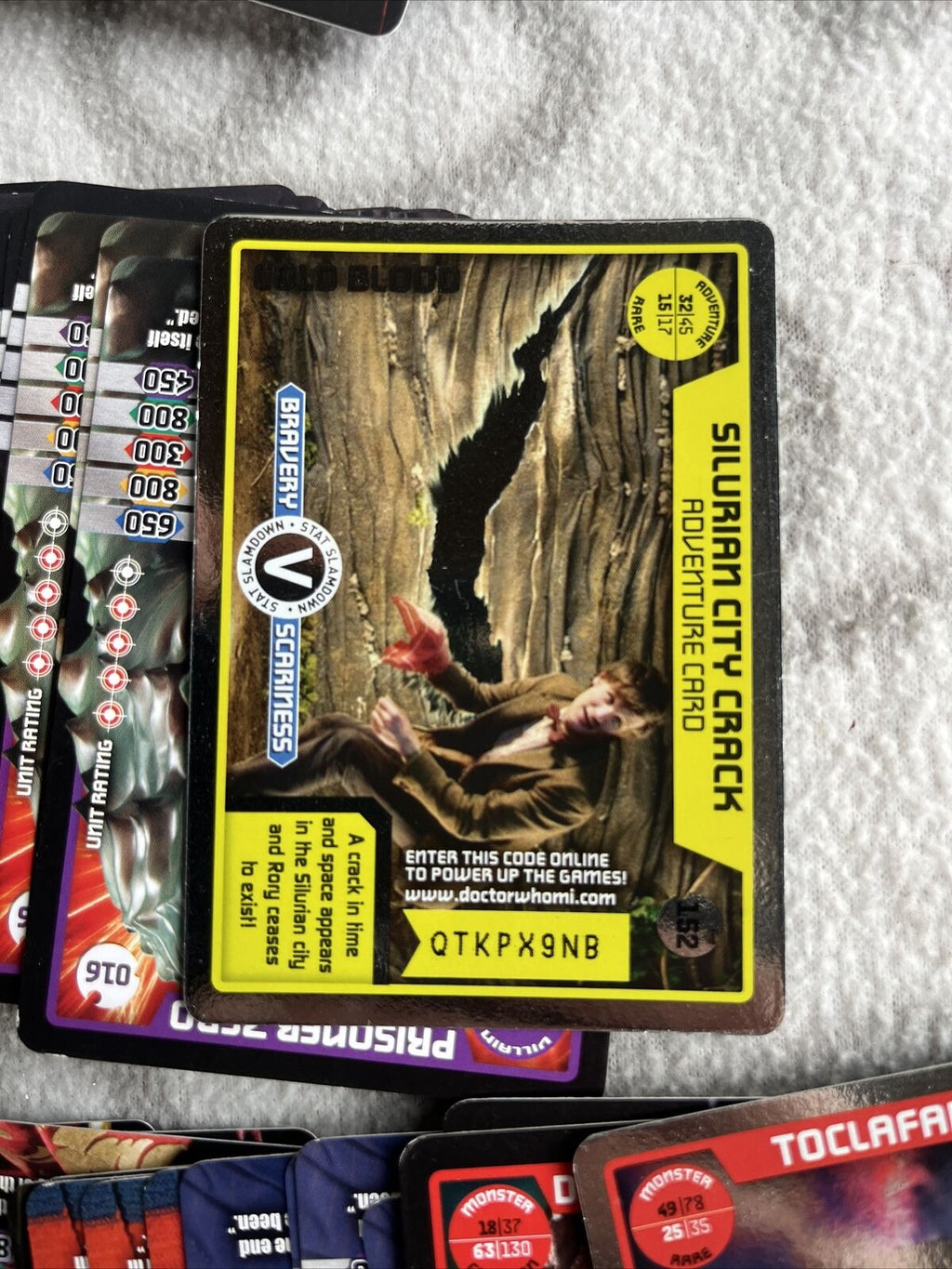Doctor Who MONSTER INVASION - Dr Who 300+ Single Cards + tin
