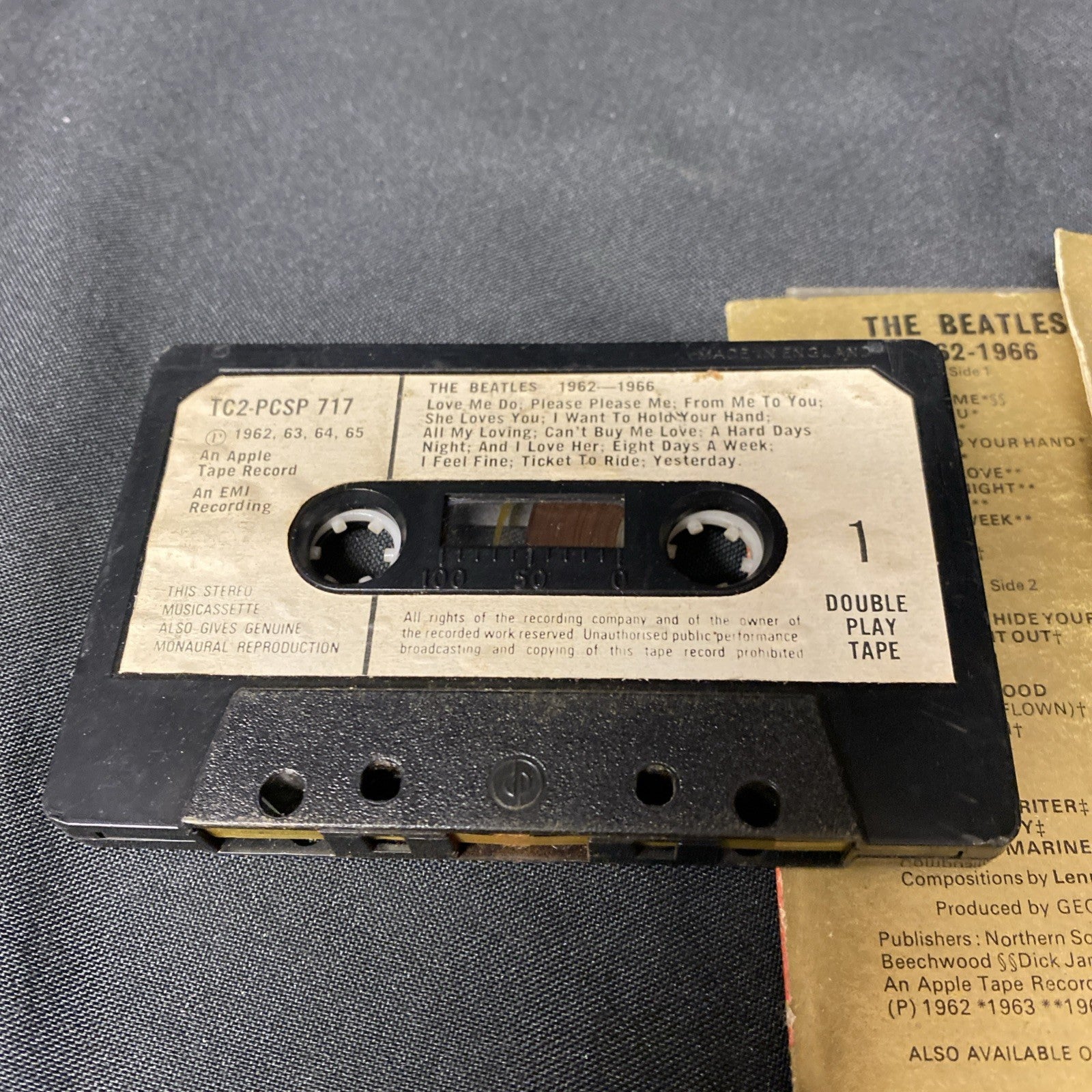 The Beatles 1962 - 1966  Pop Music Cassette Tape 1966 - (1393)