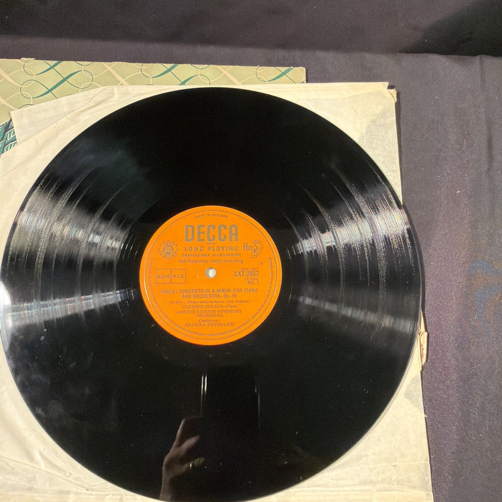 VINYL RECORD - The London Symphoney Orchestra Grieg Opus 16 - (1426)