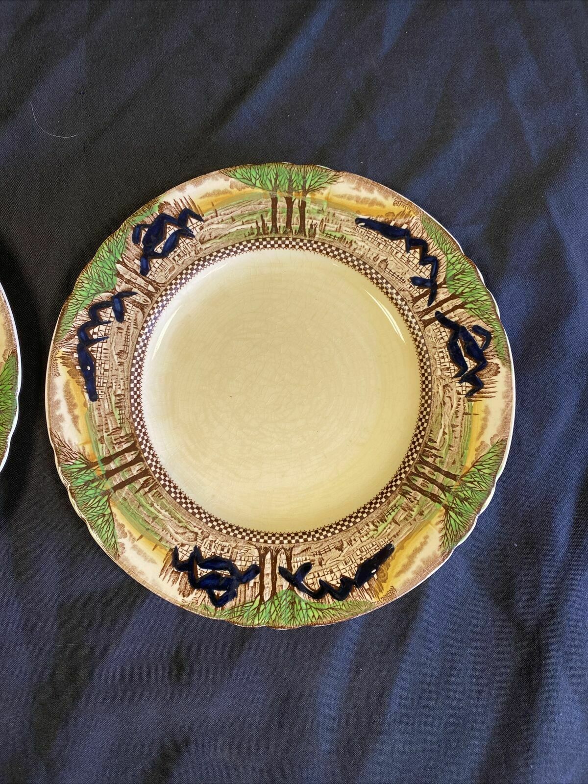 MYOTT Son & Co England's Countryside 2x 23cm Plates Vintage design - (7566)