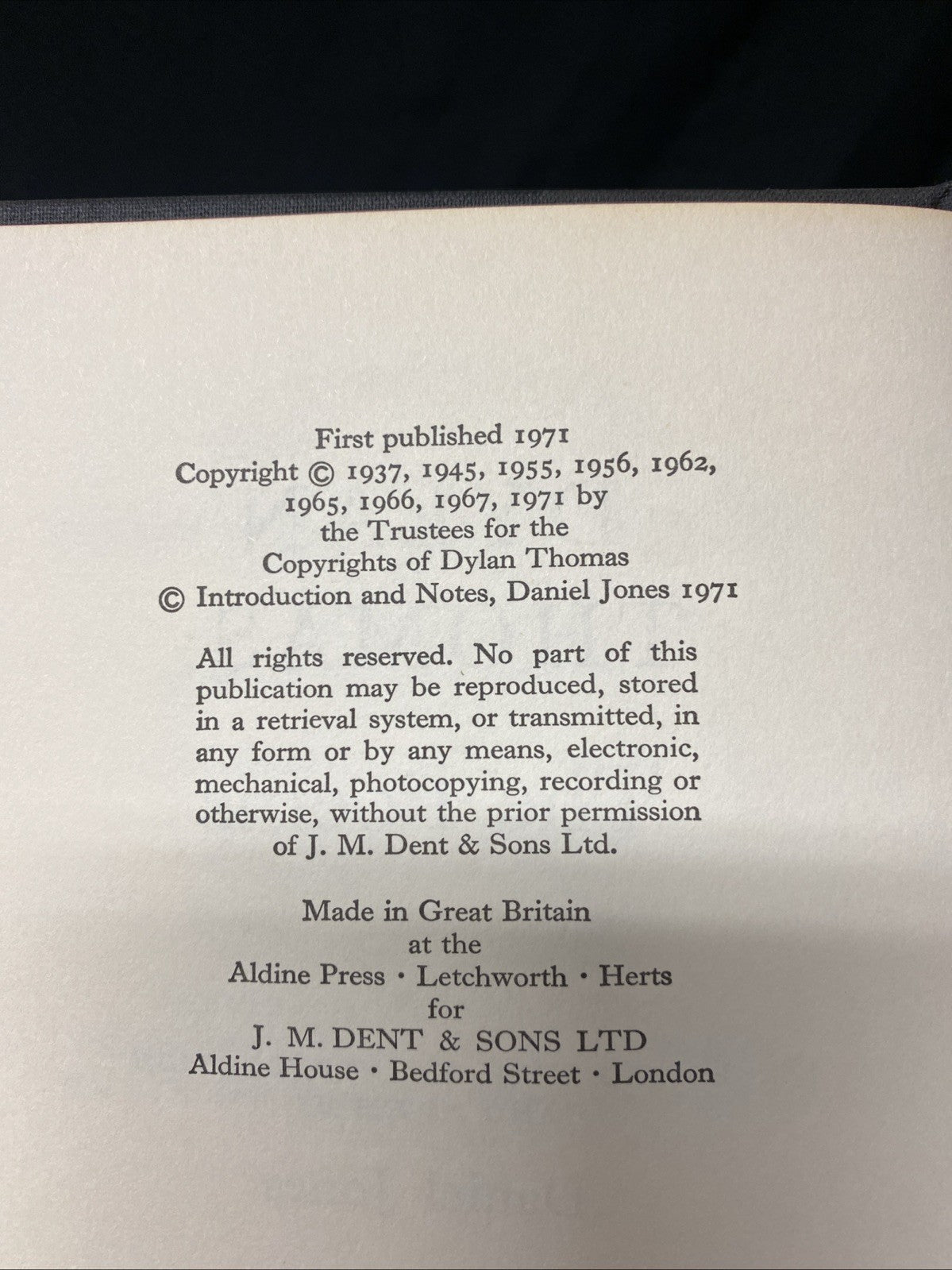 Book - Dylan Thomas  - The Poems - Daniel Jones - 1971 (1512)