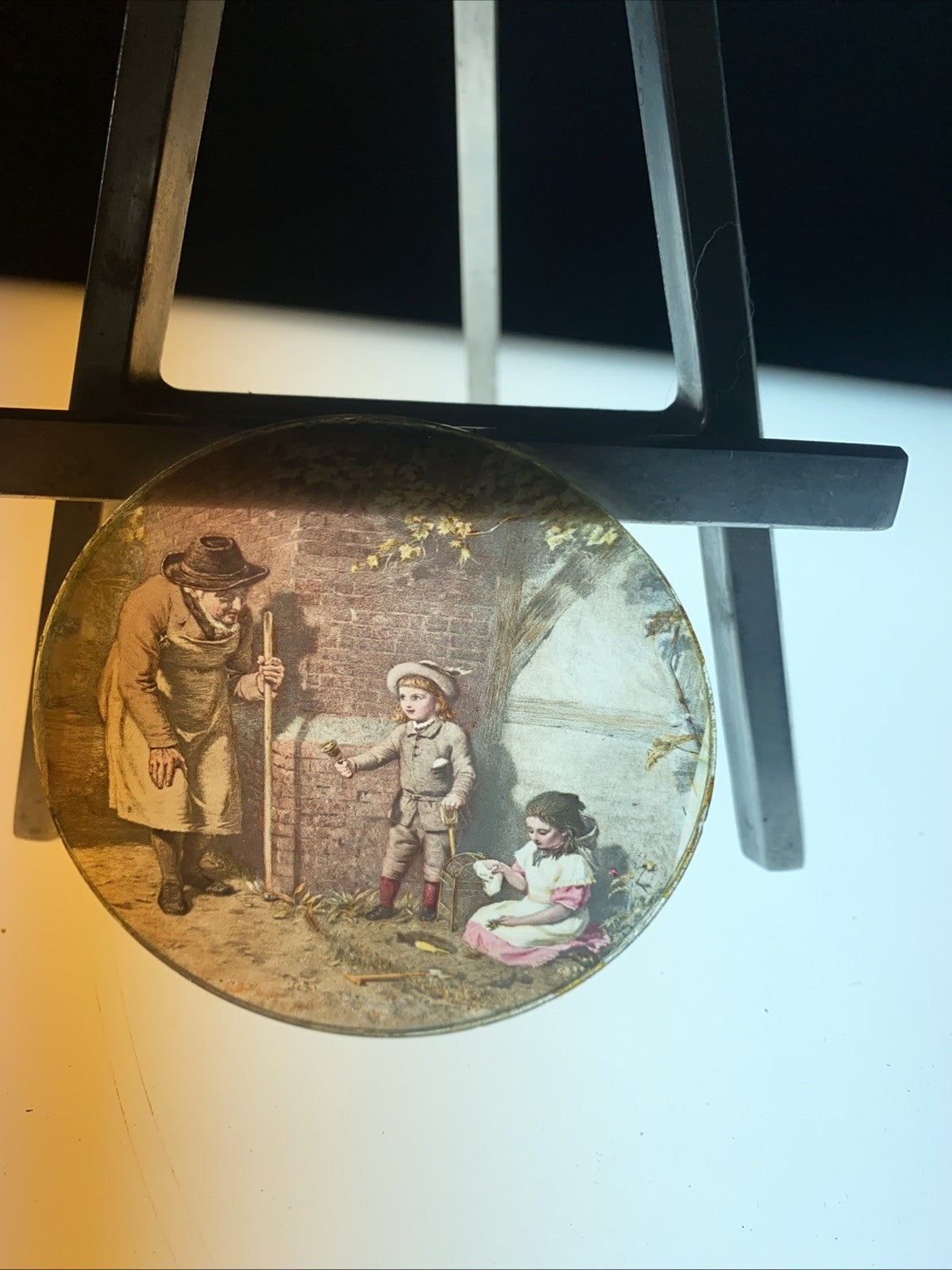 Magic Lantern Victorian Glass Round Handpainted Slide Burying The Canary (1096)