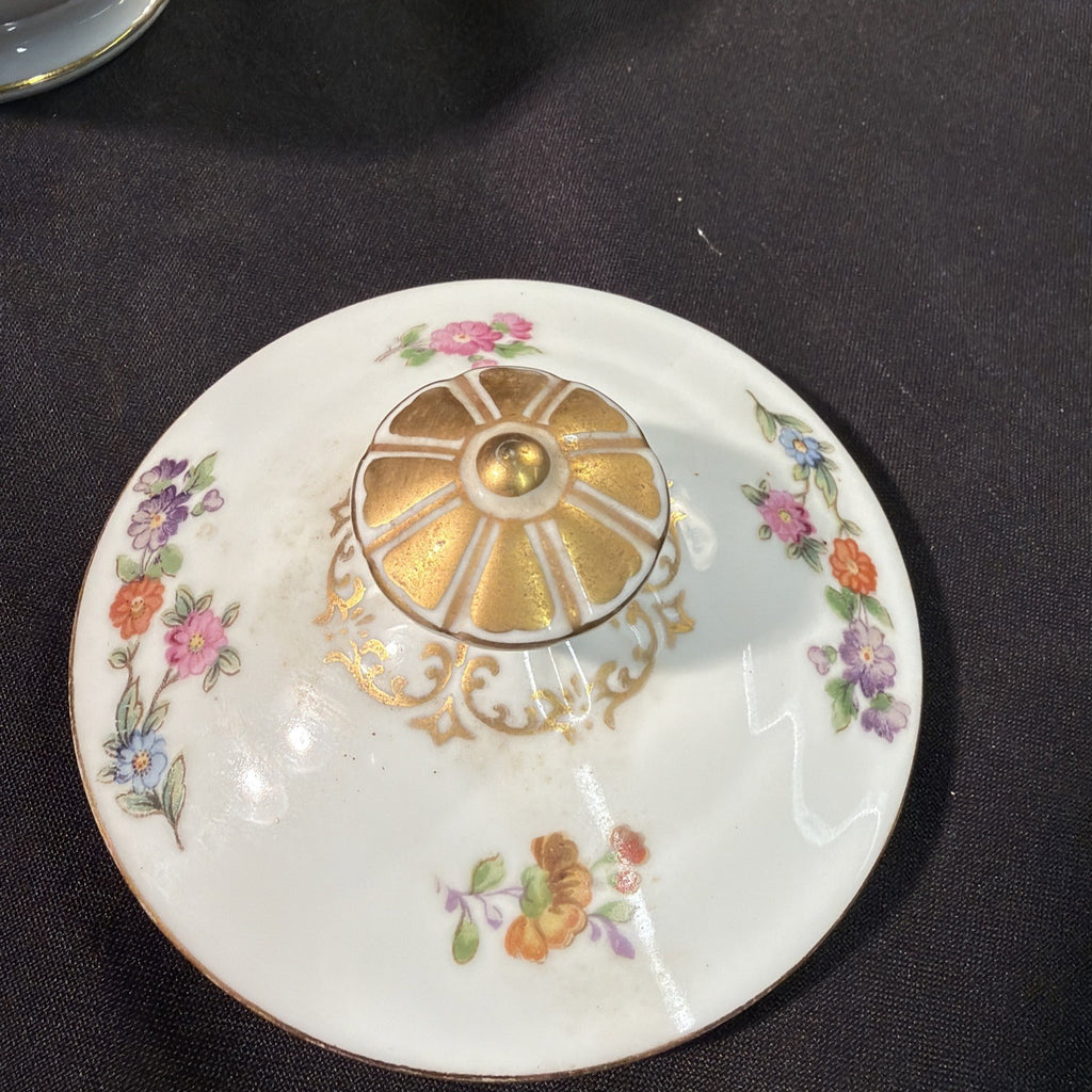 Noritake Occupied Japan Two Handled Lidded Bowl Excellent Cond. - (2063)