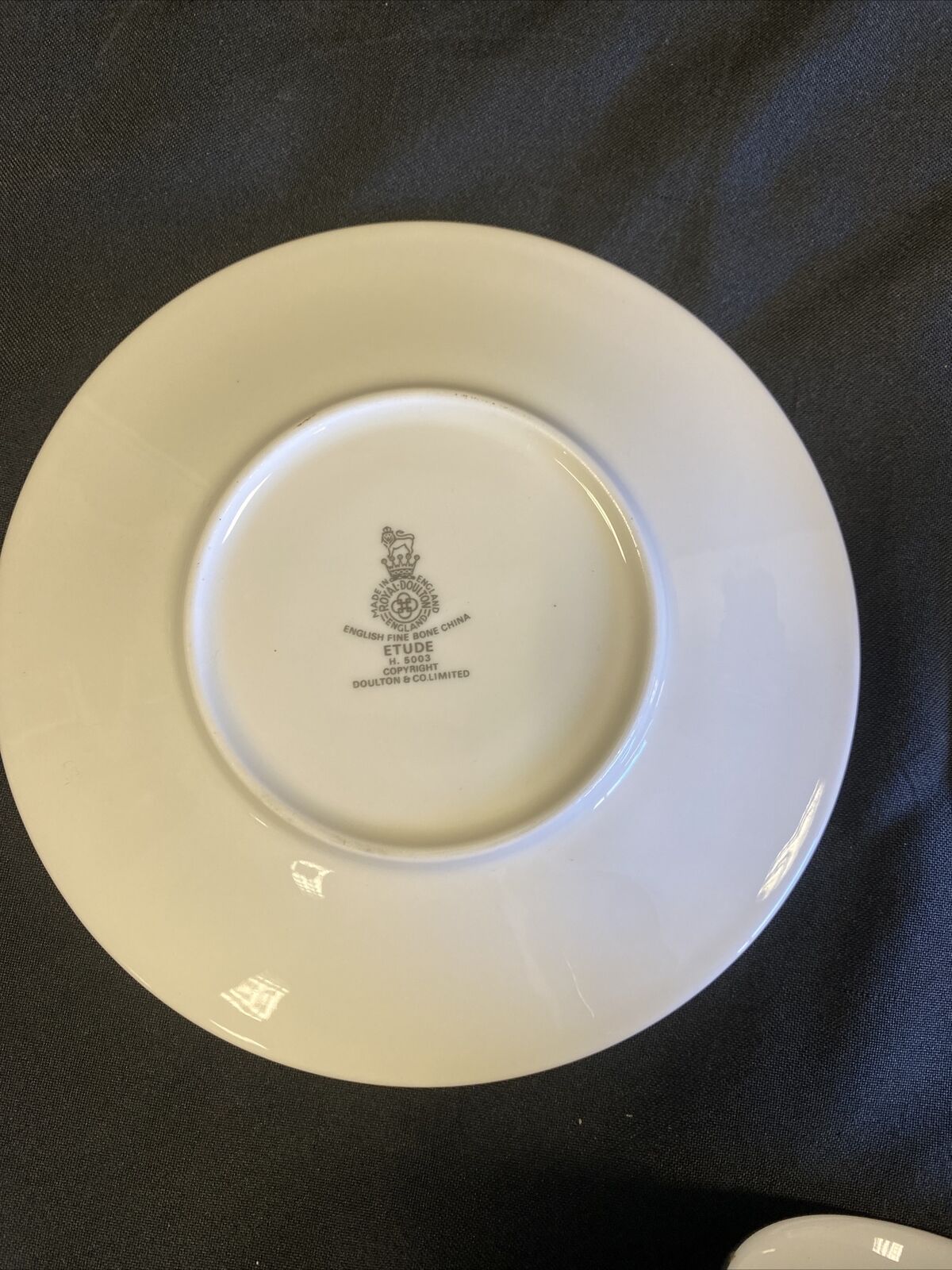 Royal Doulton ETUDE H5003  Two saucers and One Tea cup Nice condition - (7652)