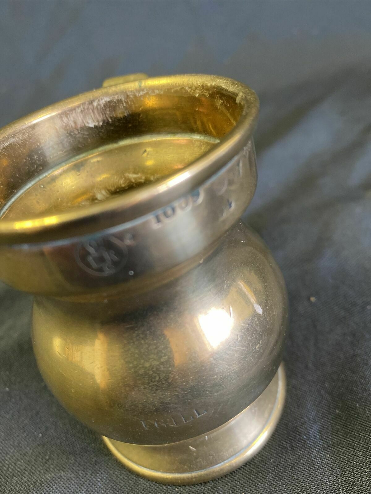 Solid Brass Victorian Antique Pub Measure stamped ER King Edward  1 Gill (6473)