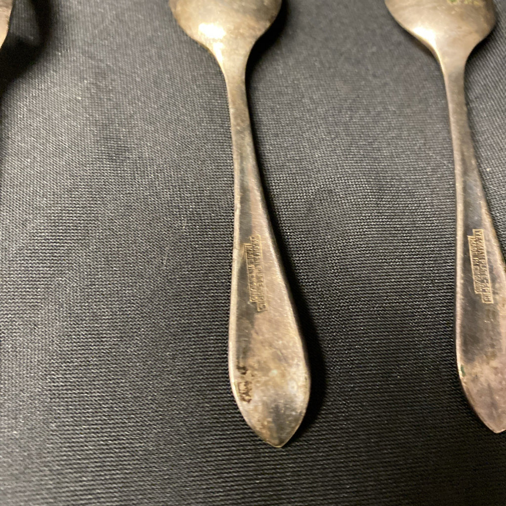 1930's Yeoman Plate EPNS 2 x spoons & 1 x Cake Fork - (1701)