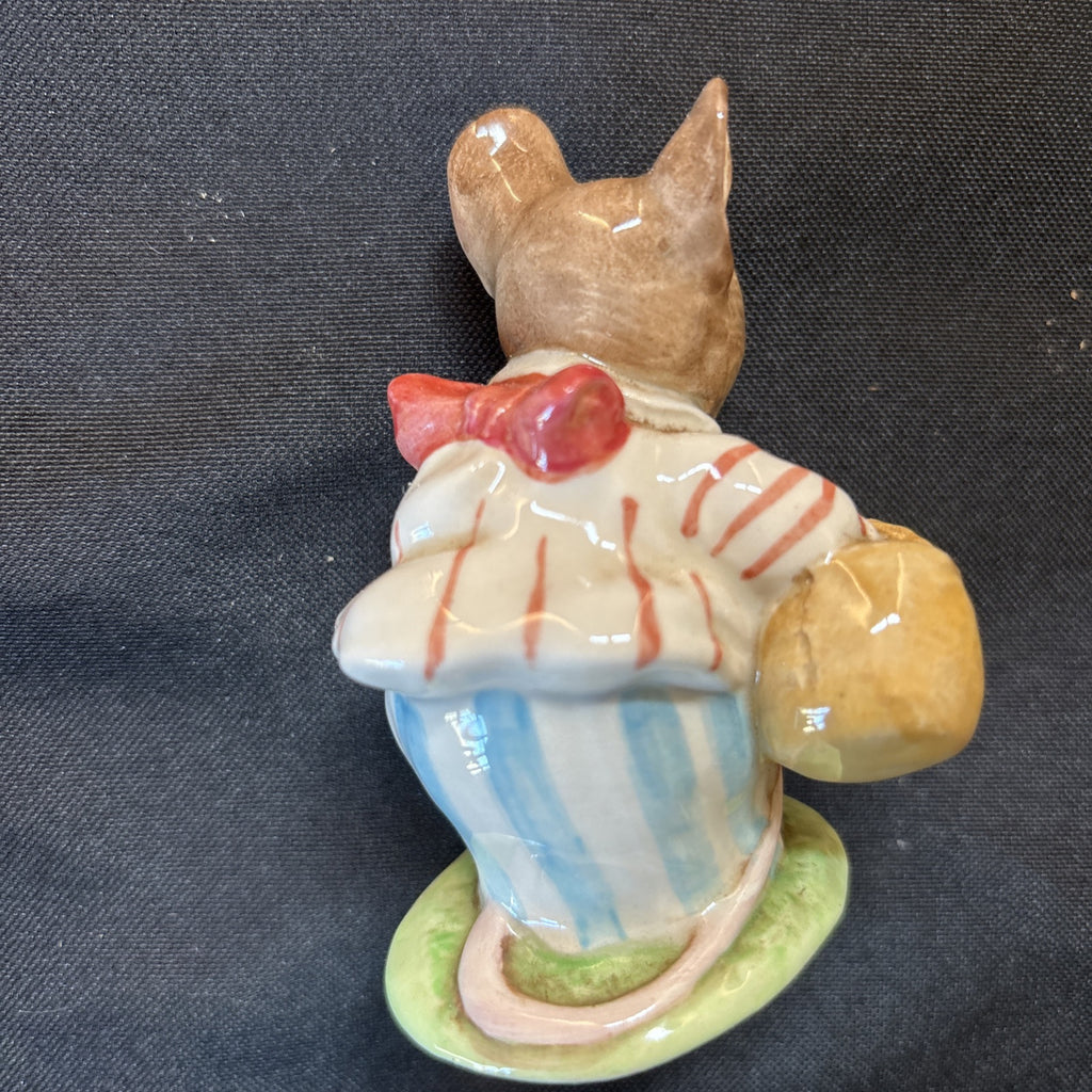 Beswick Beatrix Potter MRS TITTLEMOUSE ceramic 1948 figure F.Warne & co - 5621