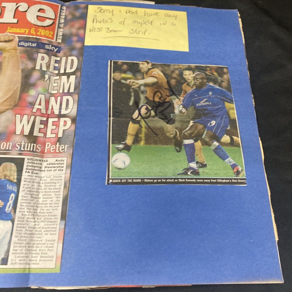 27 Genuine Premier League Footballers Autographs from the early 2000's - (8942)