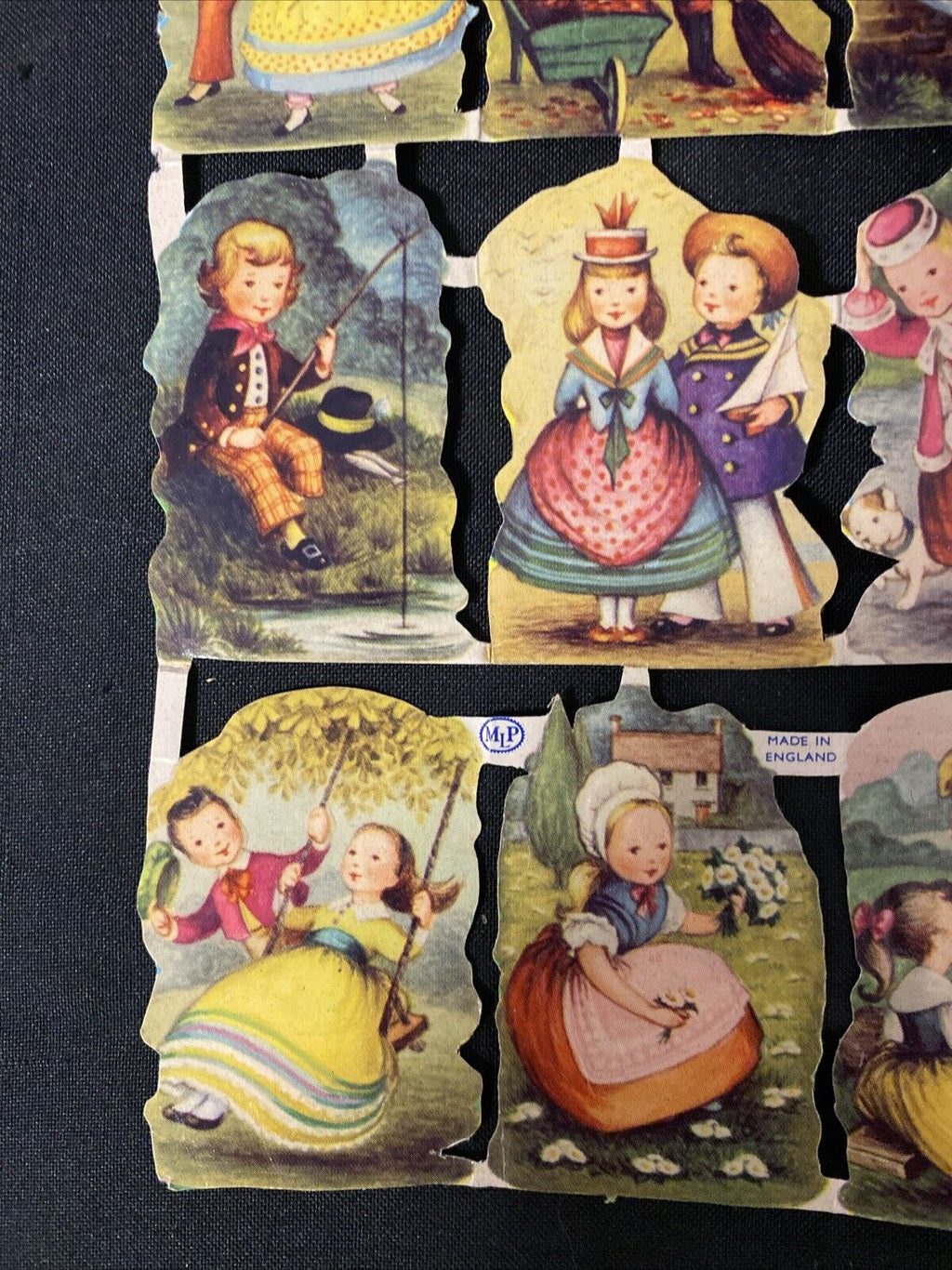 Vintage 1950's Gift Stickers Stamps Tags x 16 on uncut sheet - (5505)