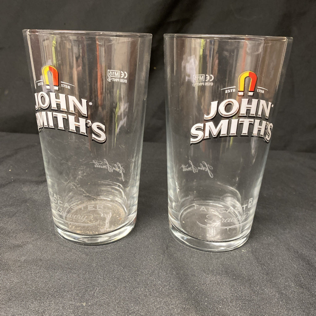 2X John Smiths Pint Glasses Lager Beer Bitter Drinks Home Bar Pub Party -(1327)