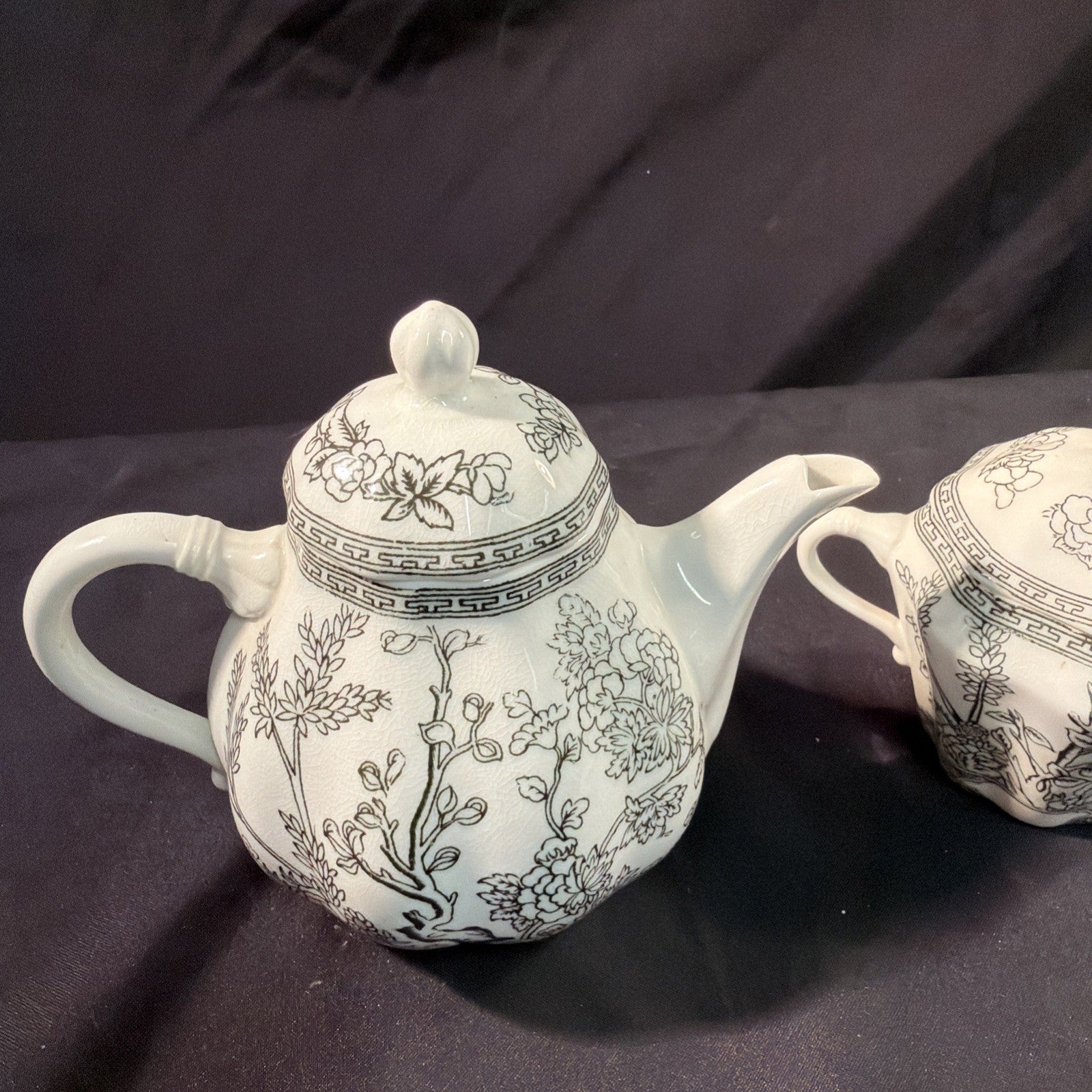 Coalport 1930's Black & White Indian Tree Teapot and Sugar Bowl - (2049)