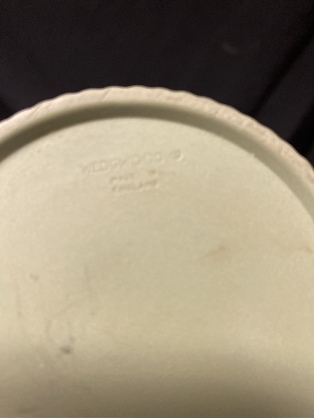 Vintage Wedgwood Jasperware Sage Trinket Box Grecian Round - (1597)
