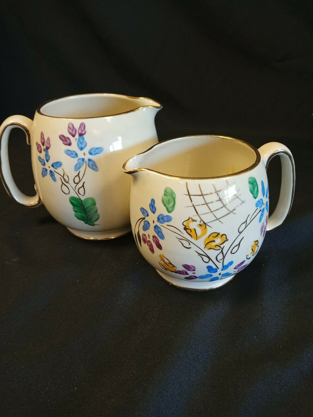 Sadler milk Jug x 2 Gilt edge - Vintage nice condition - (7894)
