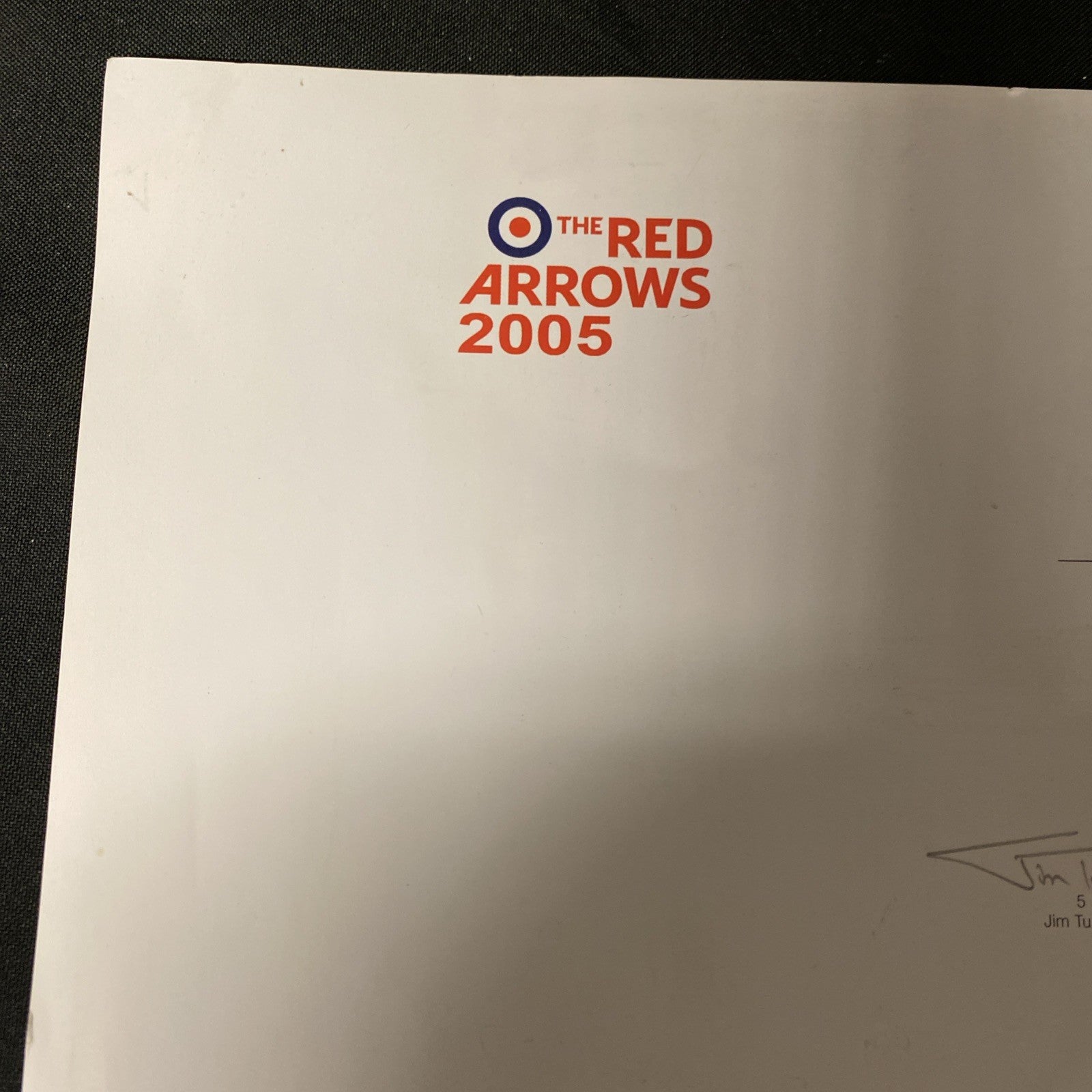RAF RED ARROWS HAWK T1A XX237 SIGNED BY ALL THE SQUADRON PRINT 2005 RARE - (1639)