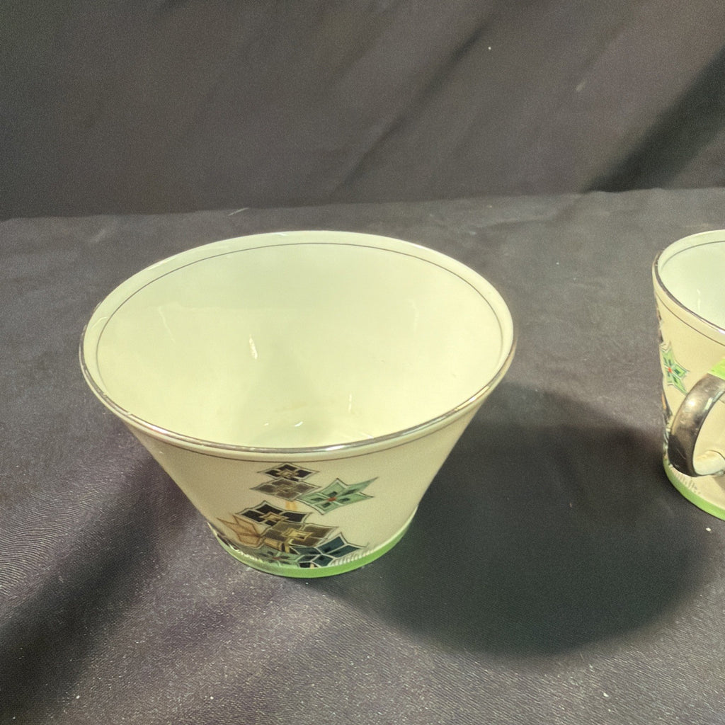 Aynsley England Bone China Art Deco 1930's Tea Cup and Sugar Bowl - (2095)