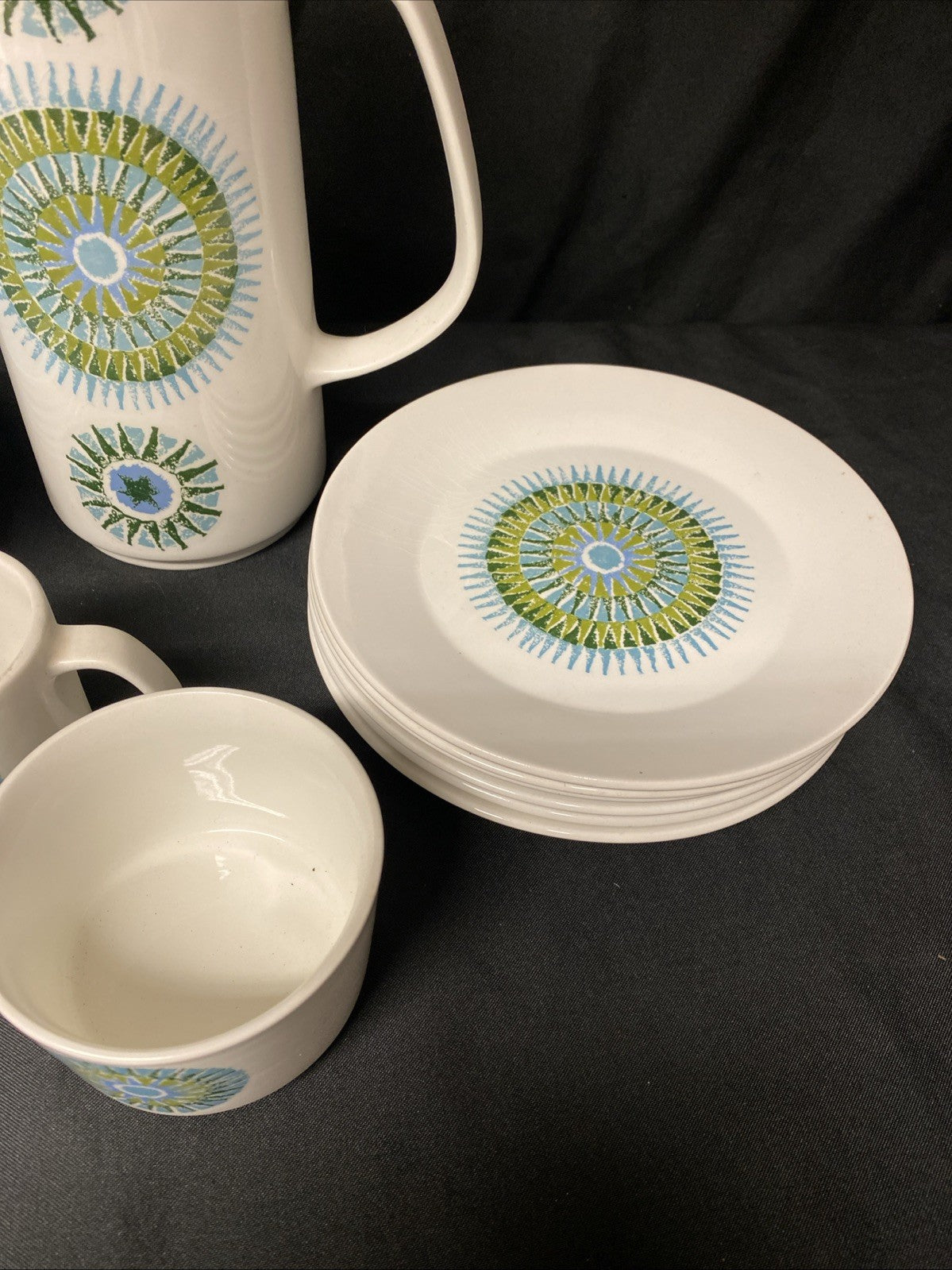 Vintage J & G Meakin 1960s Aztec coffee pot & 6 cups / saucers & milk jug Sugar Bowl