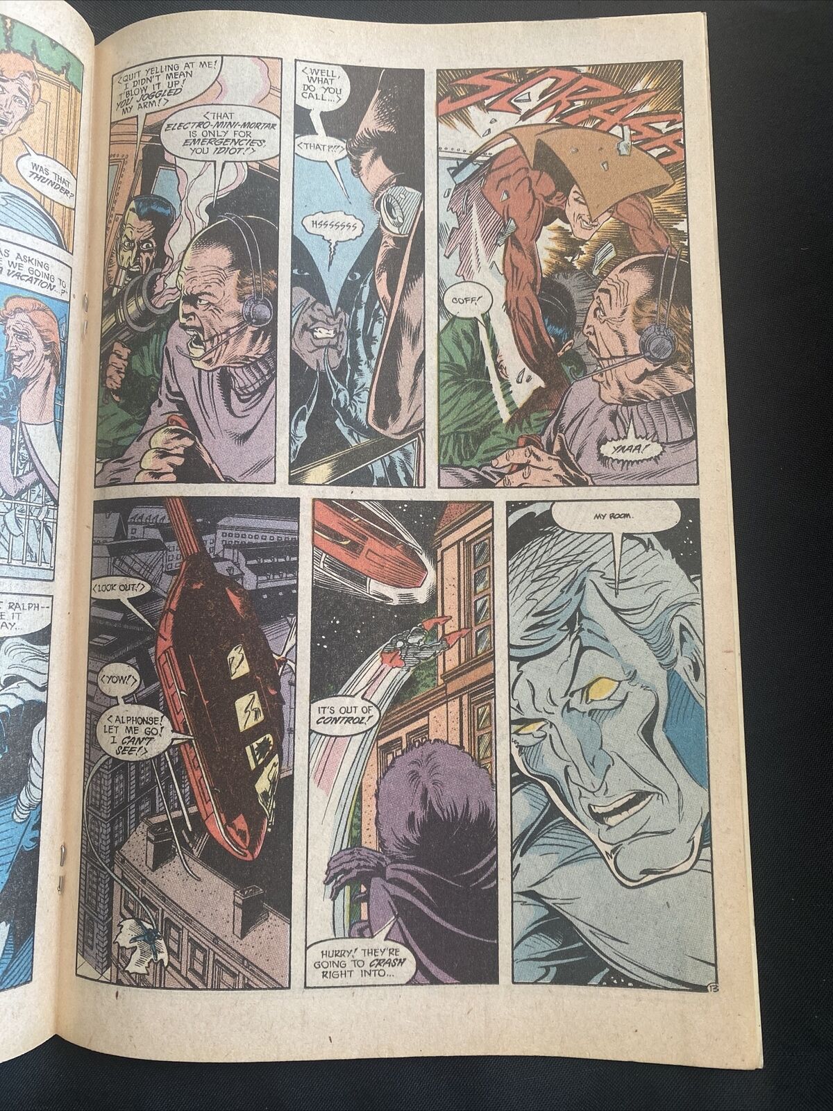 COMIC - DC Comics Justice League EUROPE -Jan 1990 - Batman- (8796)