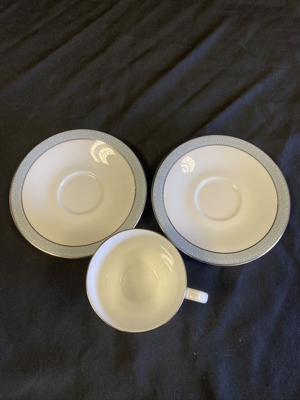 Royal Doulton ETUDE H5003  Two saucers and One Tea cup Nice condition - (7652)