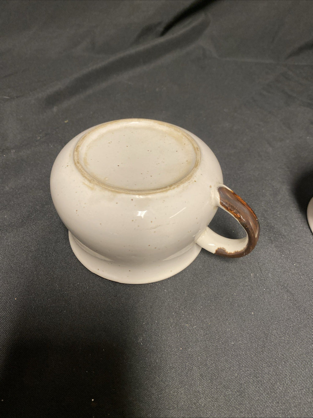 Pair of 1970's soup mugs Chicken and Tomato beautiful condition - (1797)