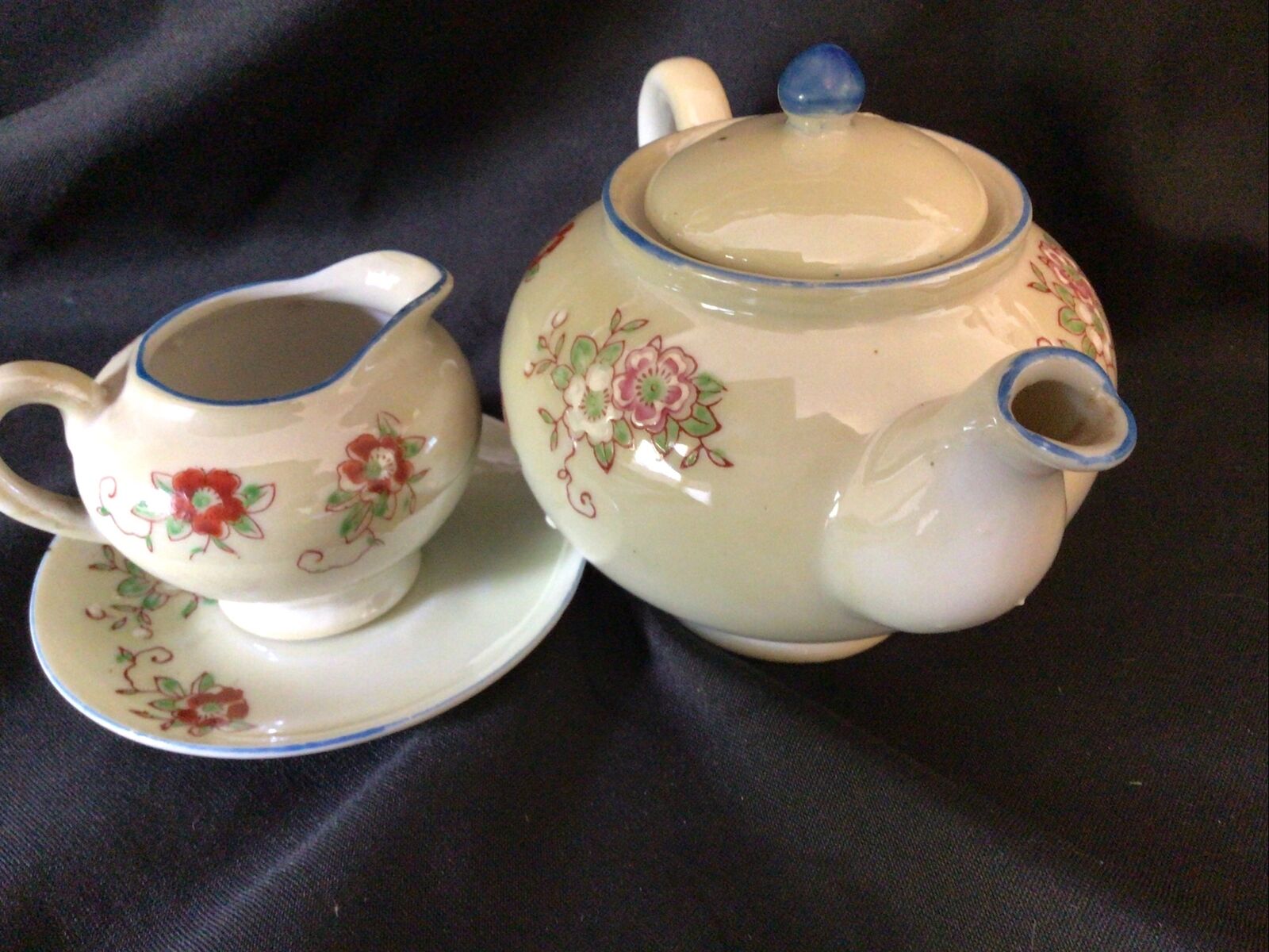 Teapot Collectors Small Ceramic Vintage set 10cm Made in Japan - (8632)