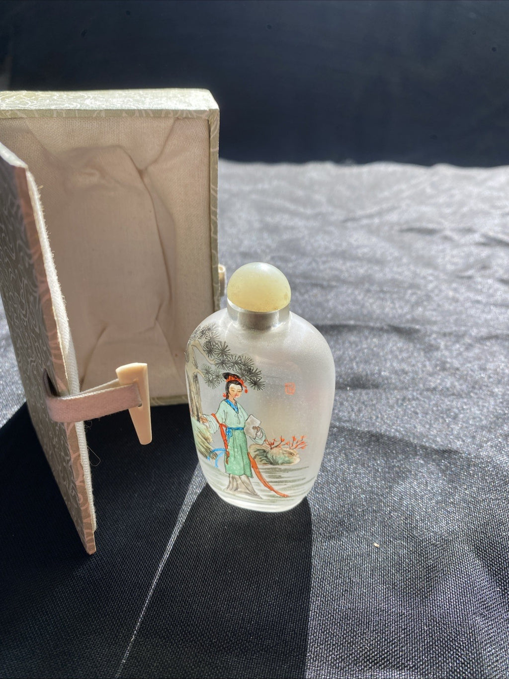 Japanese Scent Perfume Snuff Bottle Hand Painted Boxed - (1049)