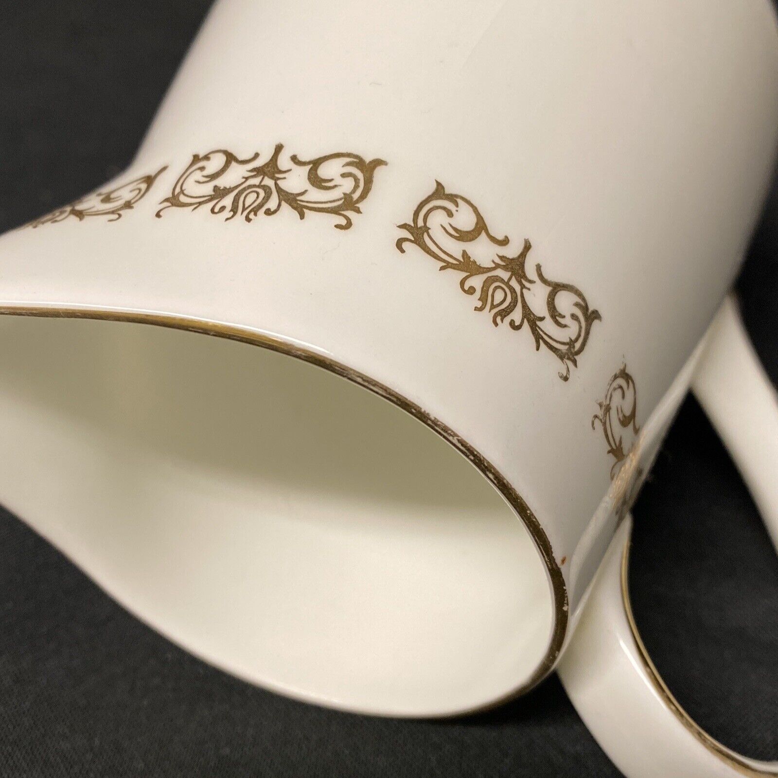 Wedgwood (Royal Tuscan) Metalised Hotelware ELGIN Milk Jug - (9022)