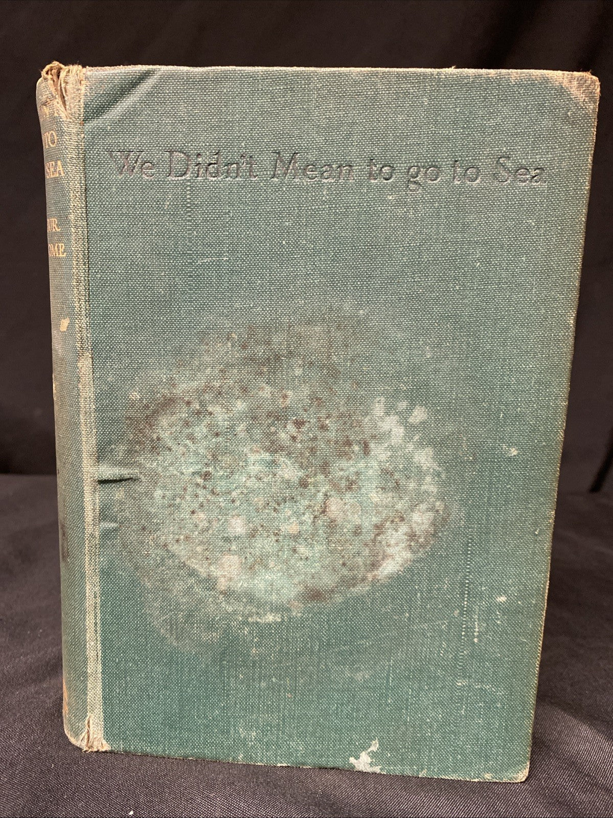Book - We Didn't Mean To Go To Sea - Arthur Ransome - 1950 (1515)