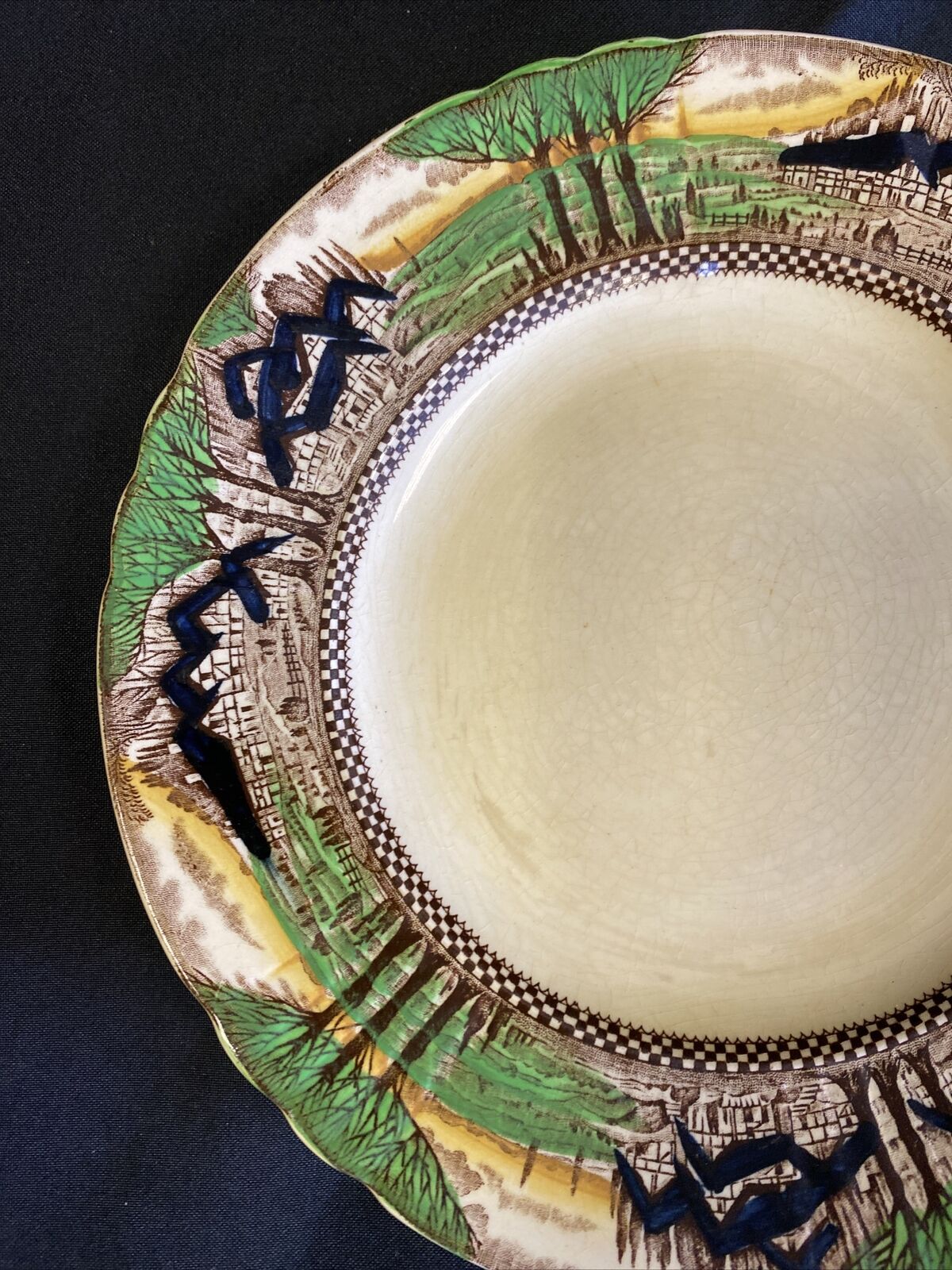 MYOTT Son & Co England's Countryside 2x 23cm Plates Vintage design - (7566)