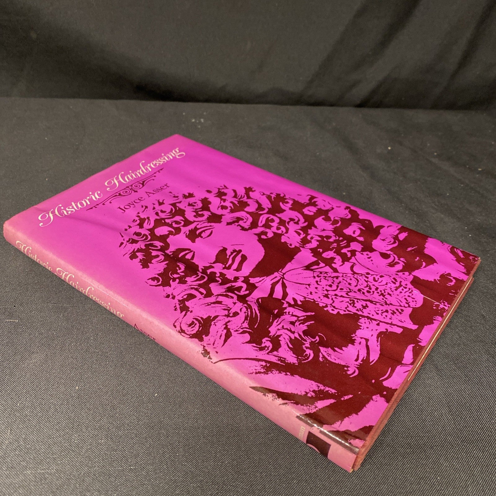Book - Historic Hairdressing - Joyce Asser 1973 - (1653)