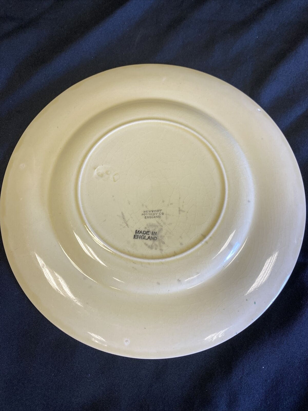 Clarice Claiff Crocus Design Newport Pottery - Plate x 1 x 23cm - (7659)