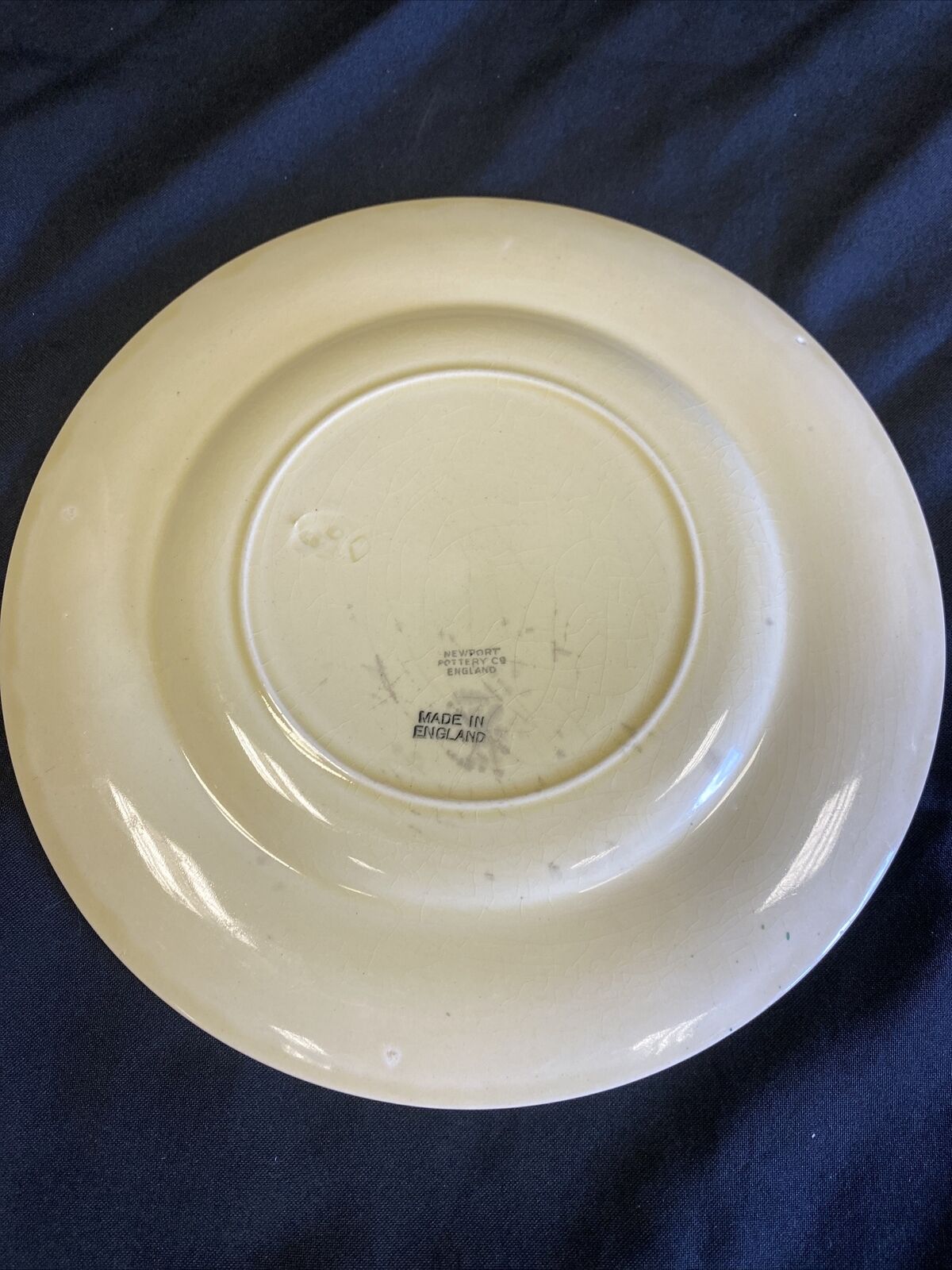 Clarice Claiff Crocus Design Newport Pottery - Plate x 1 x 23cm - (7659)