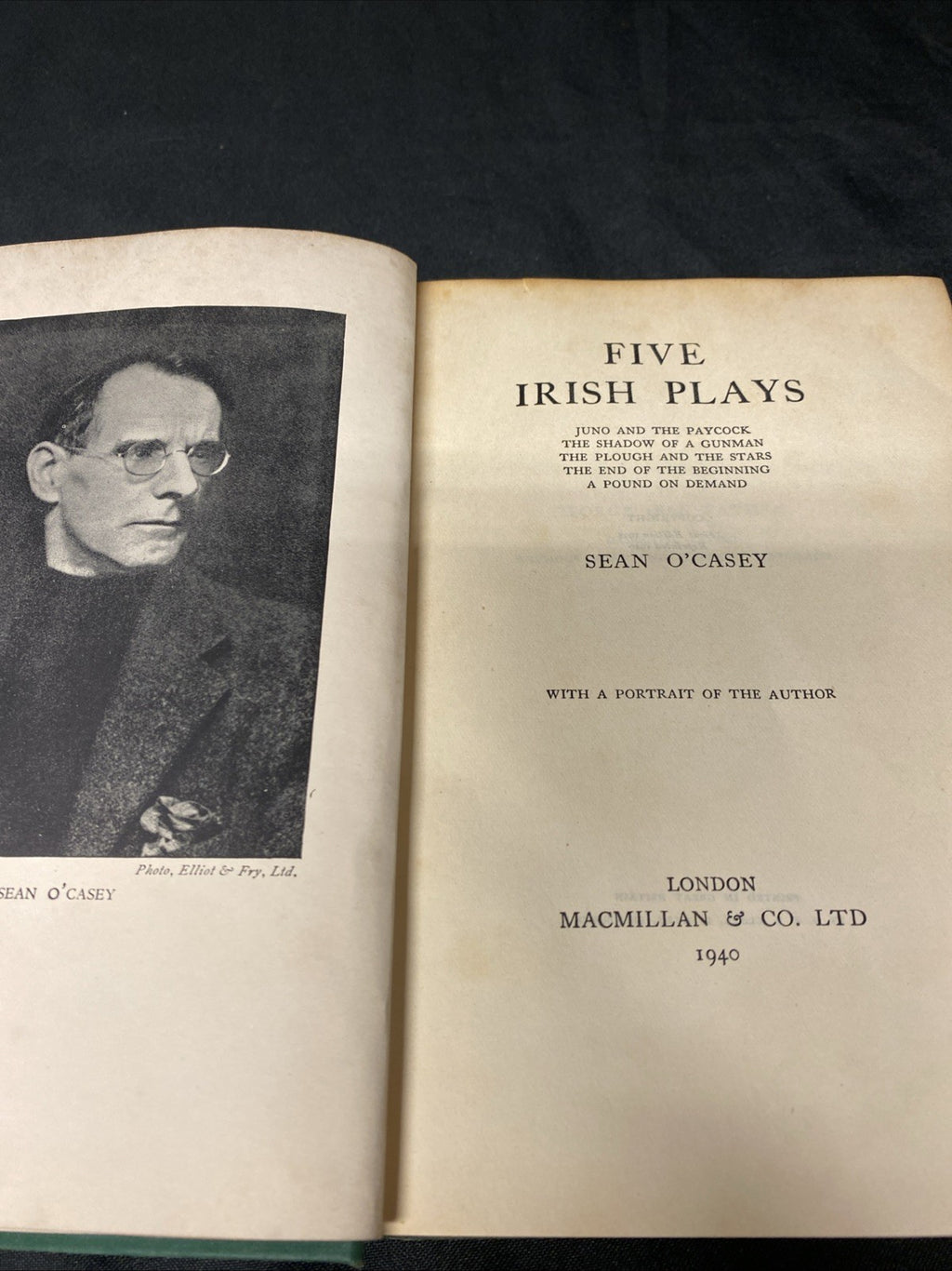 Book - 5 irish Plays - Sean O'Casey - 1940 - (1504)