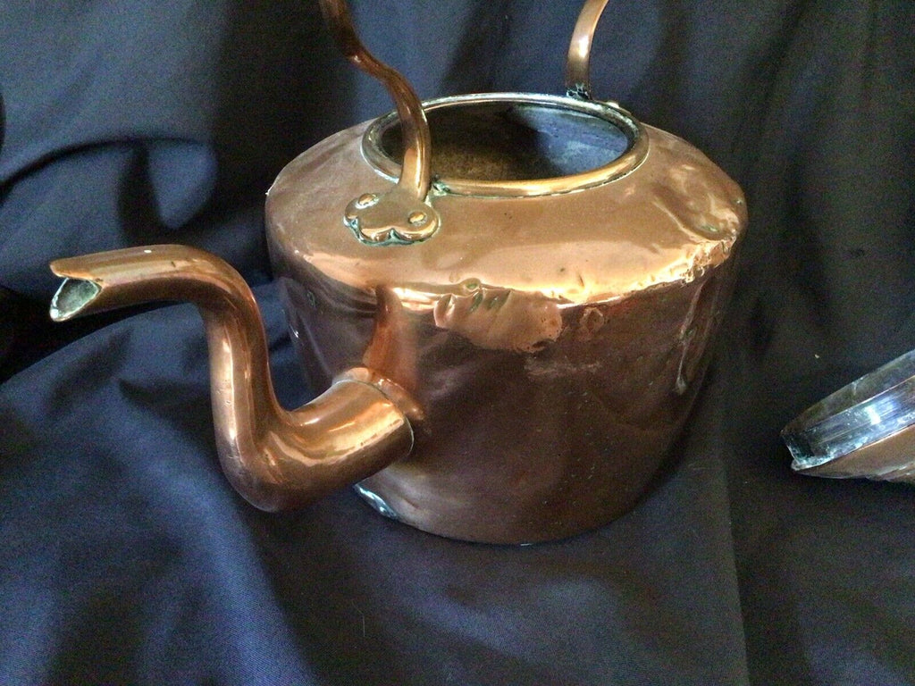Kettle VERY heavy copper antique kettle nice patina - (8603)