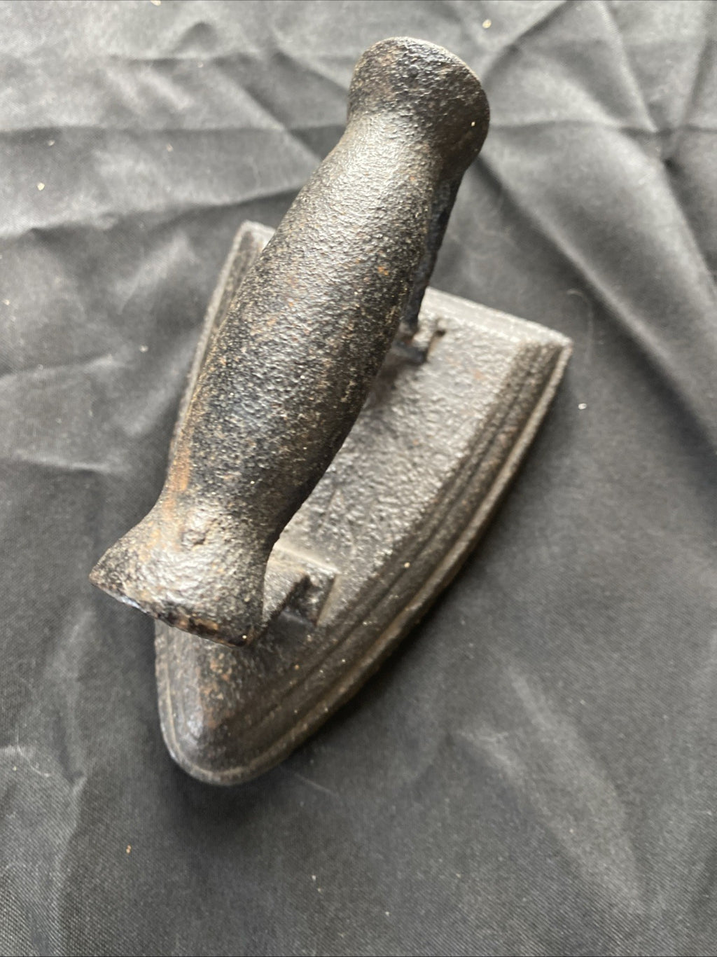 Antique Cast Iron Flat Clothes Iron by J&J Siddons West Bromwich, No 8 (1193)